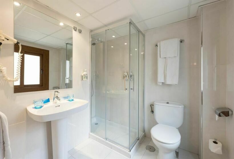 فندق Tryp Ciudad de Alicante أليكانتي