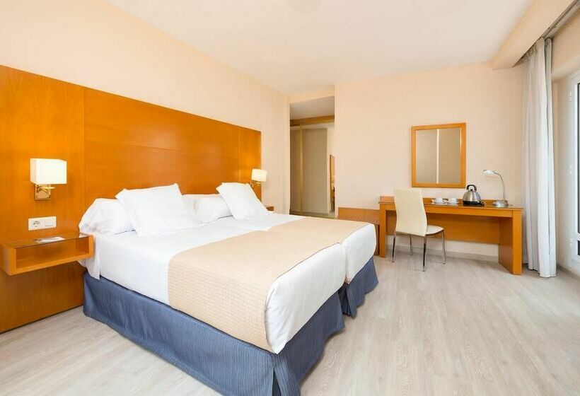 فندق Tryp Ciudad de Alicante أليكانتي