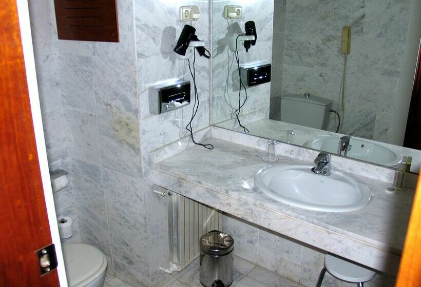 Hotel Husa Pedralbes Barcellona