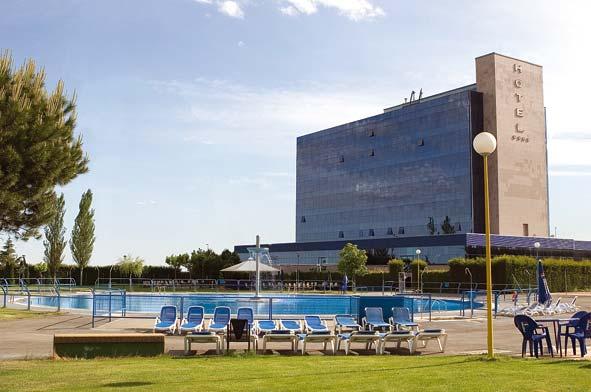 Hotel Cortes De Leon