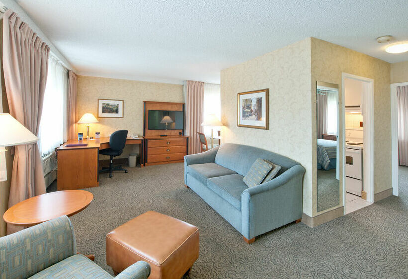 בית מלון כפרי Four Points by Sheraton Montreal Centre Ville מונטריאול