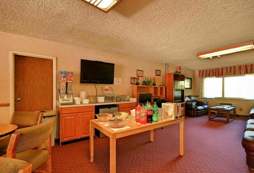 Super 8 Motel Long Beach