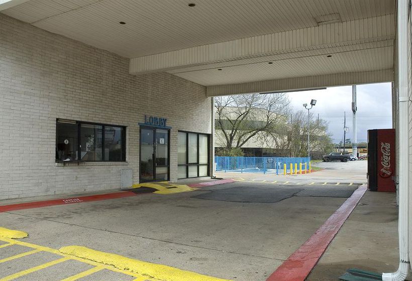 Hotel Travelodge Fm - 1960 Houston