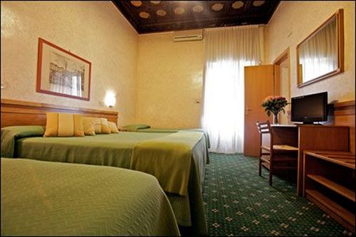 Hotel Embassy Rome