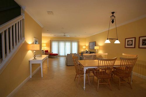 Coral Lagoon Resort & Marina Marathon