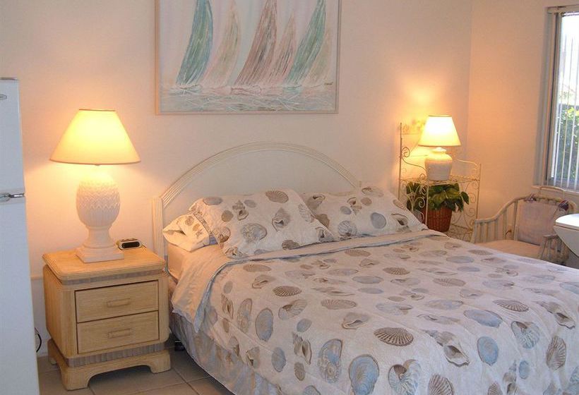 Hideaway Waterfront Resort & Hotel Cape Coral