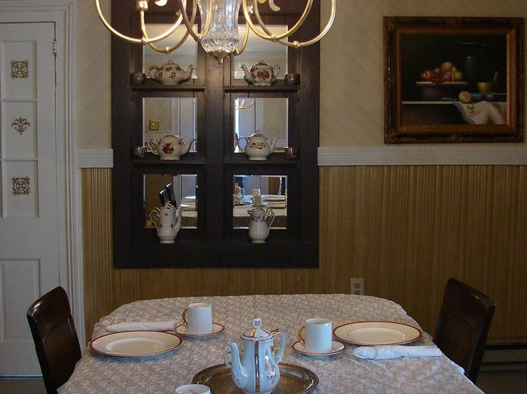Hotel Woodruff House Bed & Breakfast Luray