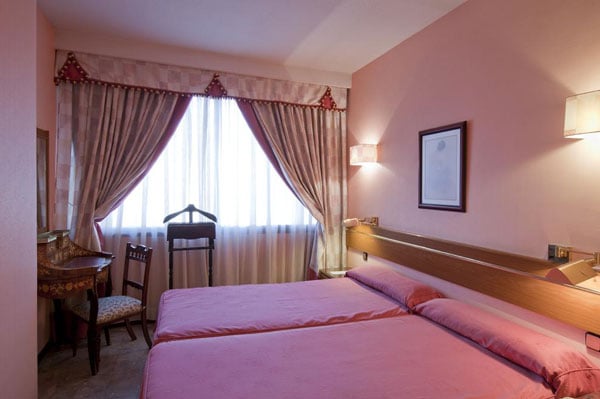 Hotel Suites Foxa 25 Madrid