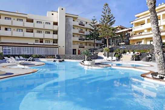 Swimming pool H10 Costa Salinas Playa de los Cancajos
