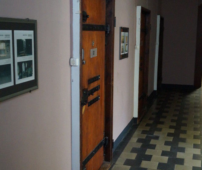 Jailhotel Lowengraben Lucerna