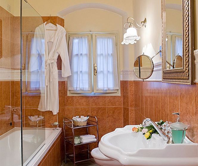 Hotel All-Suites Palazzo Magnani Feroni Firenze