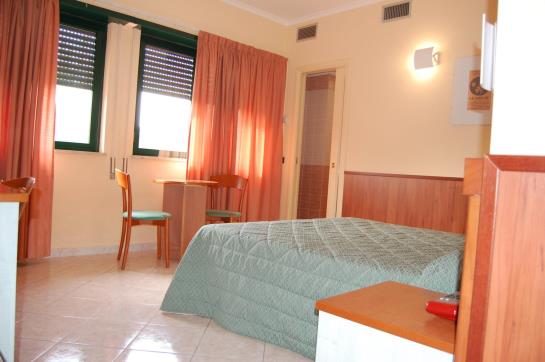 Hotel Laurence Rome