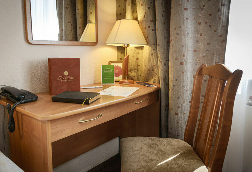 Hotel Polustrovo Saint Petersburg