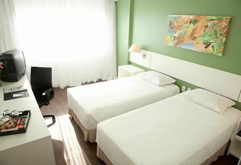 Hotel Everest Porto Alegre