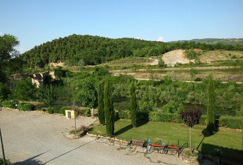 호텔 La Locanda Del Ponte Monticiano
