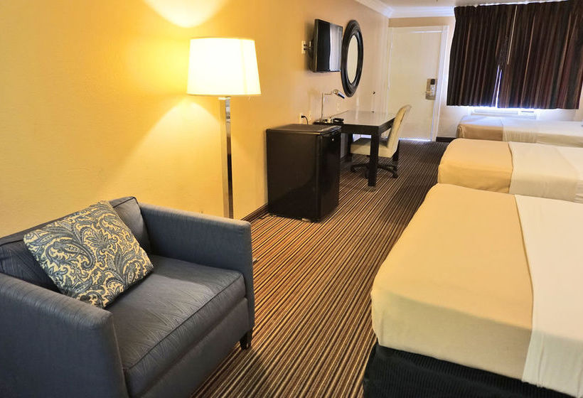 Hotel Hollywood Inn Express South Los Angeles