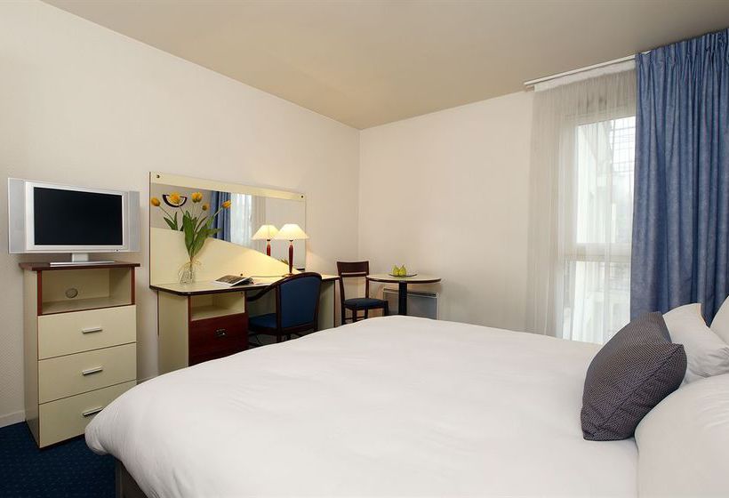 Hotel Appart City Poissy Carrieres Sous Poissy