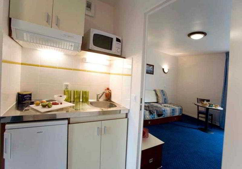 Hotel Appart City Poissy Carrieres Sous Poissy