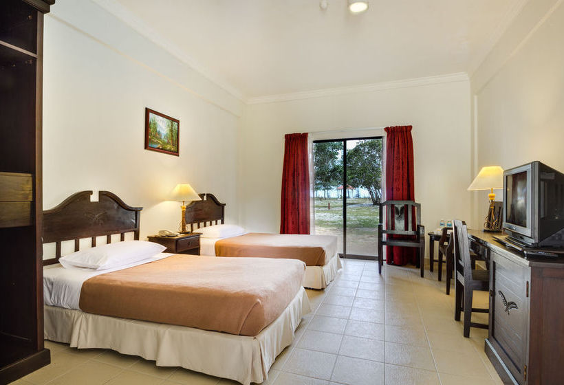 فندق Merang Suria Resort ميرانغ