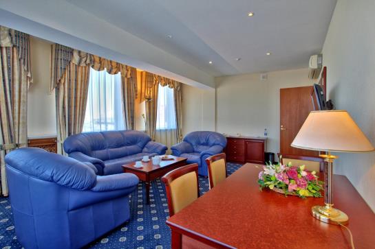 Hotel Aeropolis Moscú
