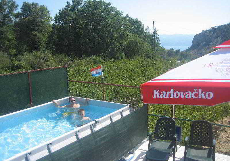 Hotel Apartmani Seljacka Kuca Omis
