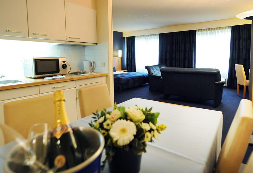 غرفة فندق City Inn Luxe أمبريس