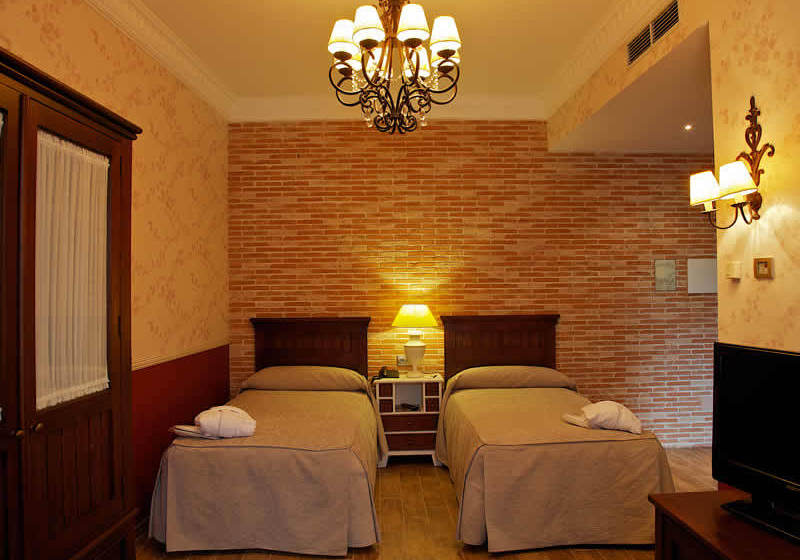 Quarto Hotel Marques de la Ensenada Valhadolid