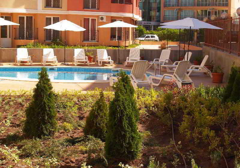 Corsica Aparment Complex Sunny Beach