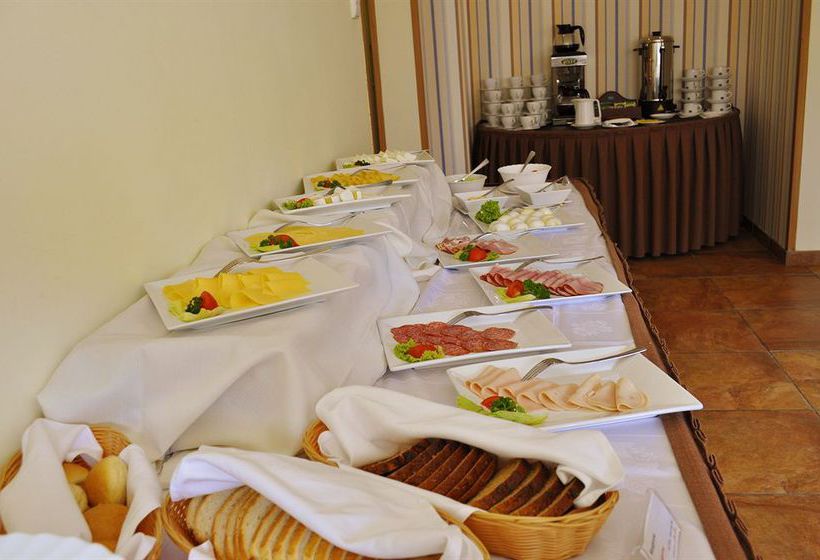 Hotel Wilanow Warszawa by DeSilva Warsaw