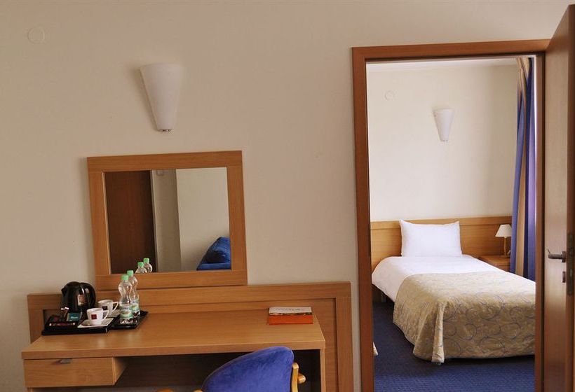 Hotel Wilanow Warszawa by DeSilva Warsaw