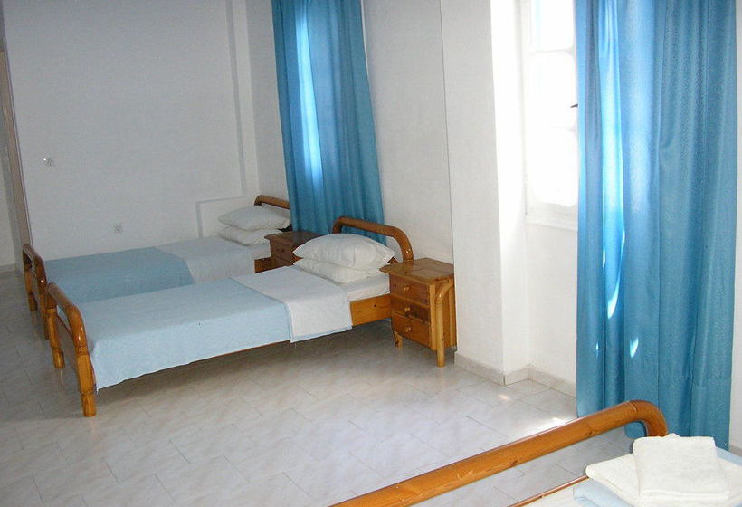 Ira Studios 3 Perissa