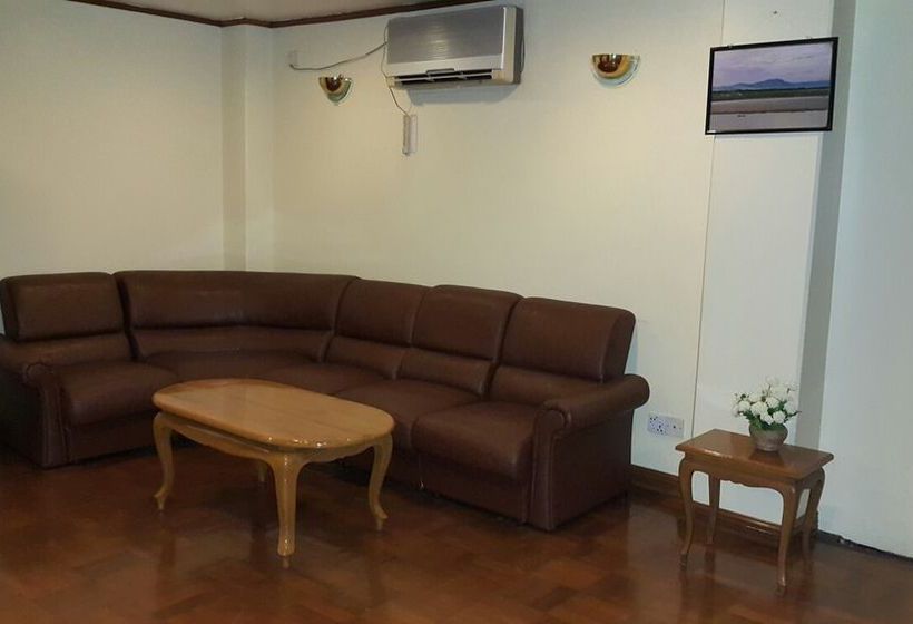 Hotel Panda Yangon