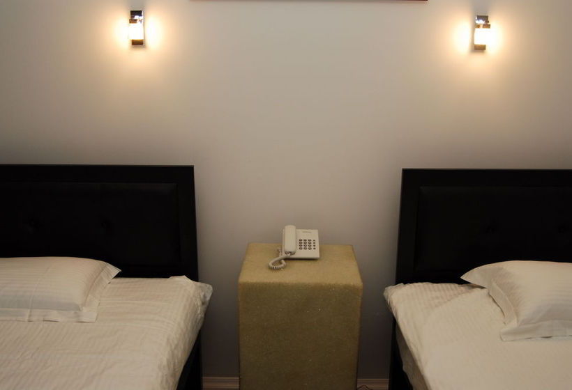 Hotel Petrovka Loft Moskau