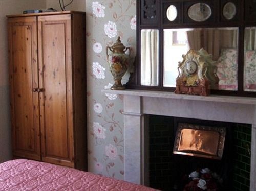Hotel Airedale Guest House Scarborough
