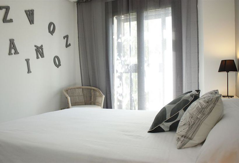 Apartamentos WooTravelling Plaza de Oriente Homtels Madrid