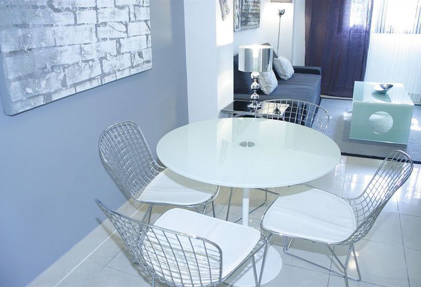 Apartamentos WooTravelling Plaza de Oriente Homtels Madrid