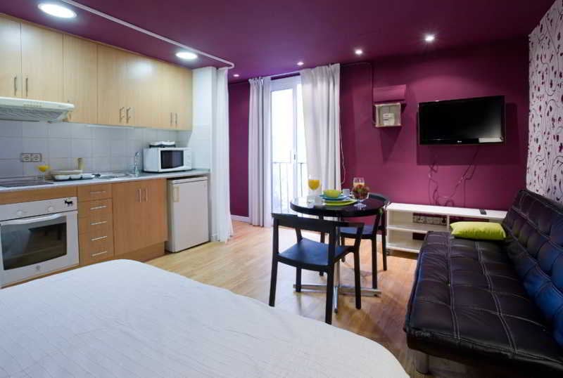 Apartamentos Colon 3000 Barcelona