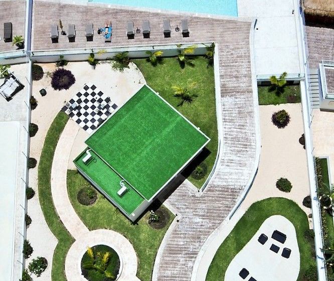 Barcelona Tower Suites Cancun