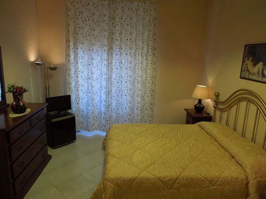 Hotel Regina Napoli Nápoles