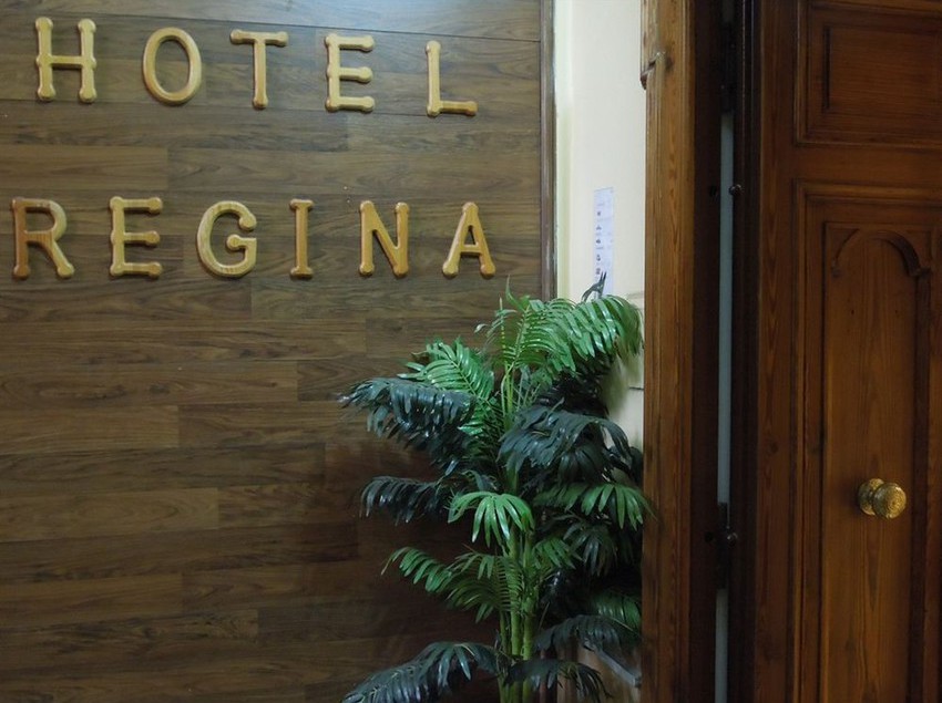 Hotel Regina Napoli Nápoles