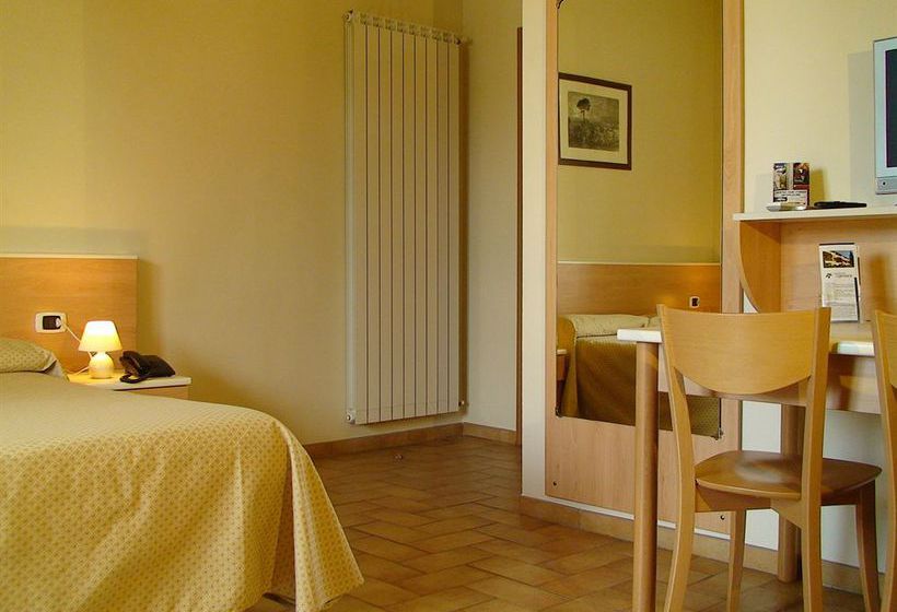 Residence Roma La Genziana Rome