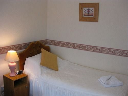Hotel Ashmount Colwyn Bay