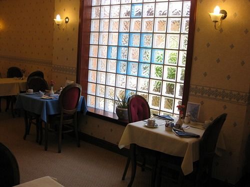 Hotel Ashmount Colwyn Bay