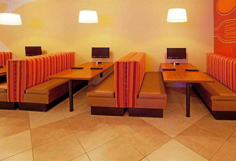 Hotel Quality Inn Winchester The Best Offers With Destinia