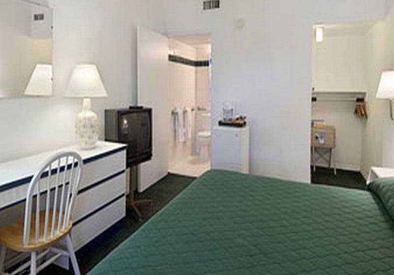 Hotel Travelodge Monaco N Miami Sunny Isles Beach Hotel Travelodge Monaco N Miami Sunny Isles Beach