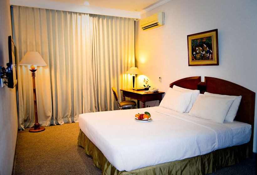 Hotel Ibis Cikarang, Bekasi: the best offers with Destinia