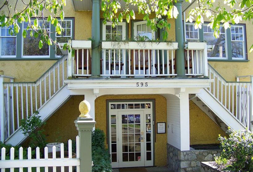 Bed and Breakfast Rosewood Victoria Inn