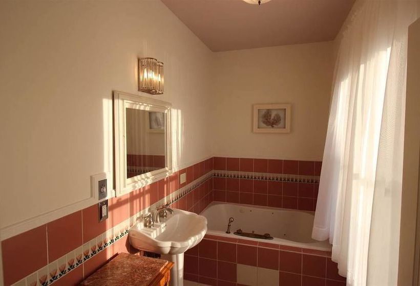 Hotel Old Thyme Inn Half Moon Bay