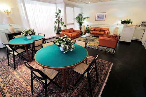 Residence Sacconi Rome