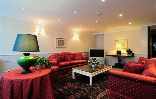 Residence Sacconi Rome